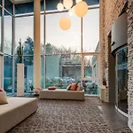 فندق Western Ivrea Crystal Palace
