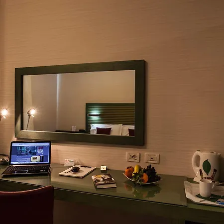 Western Ivrea Crystal Palace Ξενοδοχείο Banchette D'Ivrea