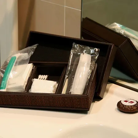 Western Ivrea Crystal Palace 酒店 4*