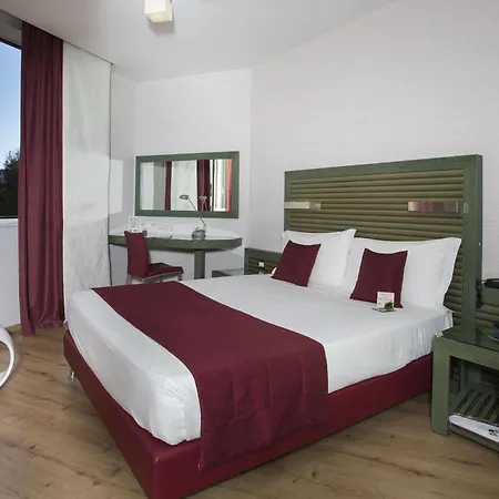 Western Ivrea Crystal Palace