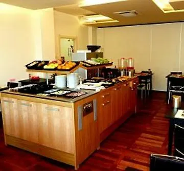 Western Ivrea Crystal Palace 酒店 班彻泰