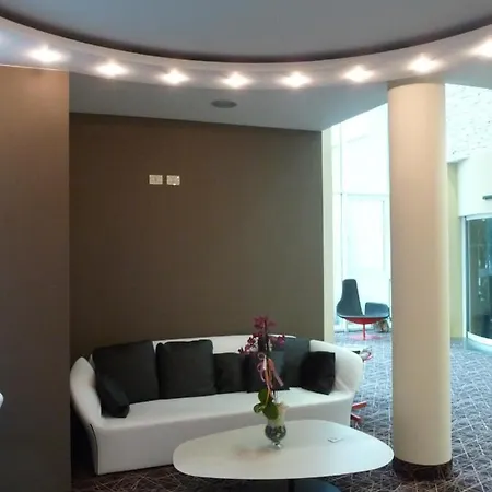 Western Ivrea Crystal Palace 4*